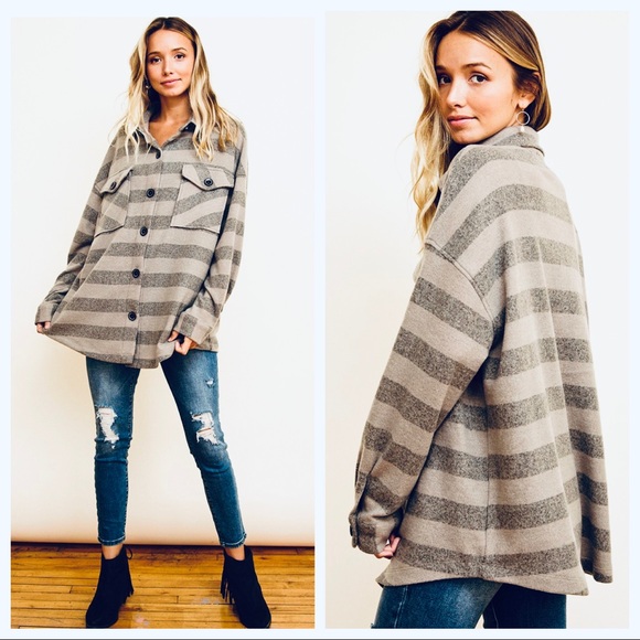 #15 ✨LAST ONE✨Boyfriend Oversized color block jacket Fall/Winter Hottest style - Picture 5 of 5